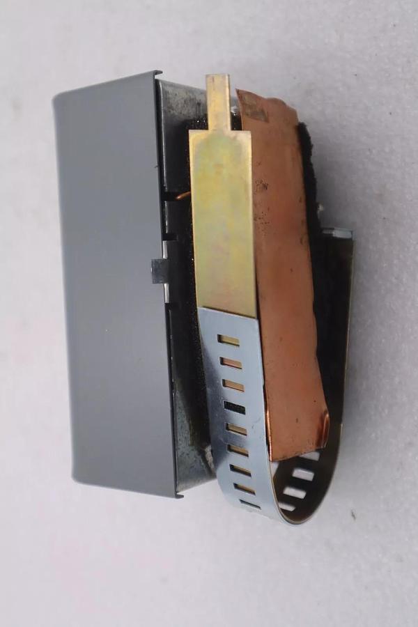 NEW OPEN BOX JOHNSON CONTROLS A19DAF-2C CONTROL SWITCH STOCK K-3119