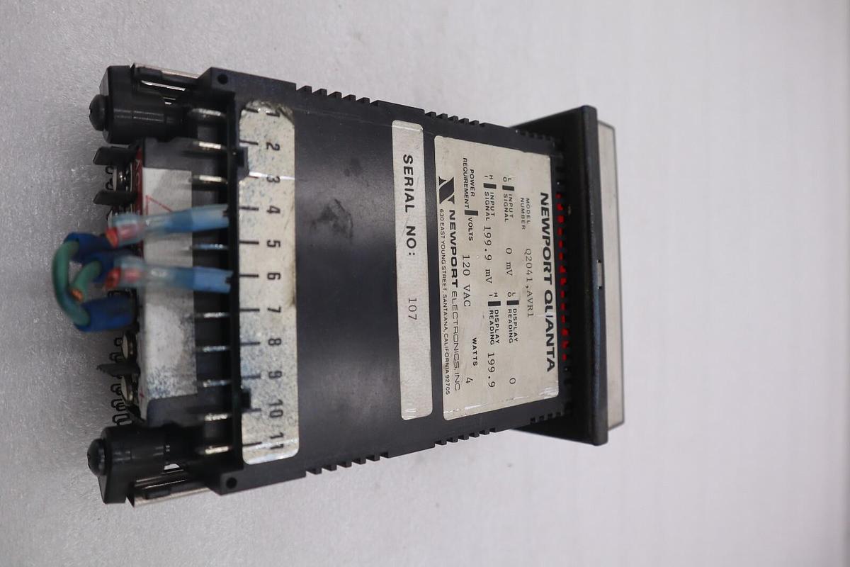 Used NEWPORT QUANTA Q2041 AVR1 Digital Panel Meter #K-2734