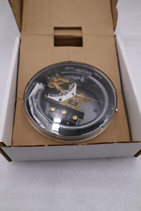DWYER MERCOID DA-7031-153-3A / DA70311533A (BRAND NEW) STOCK GF-160