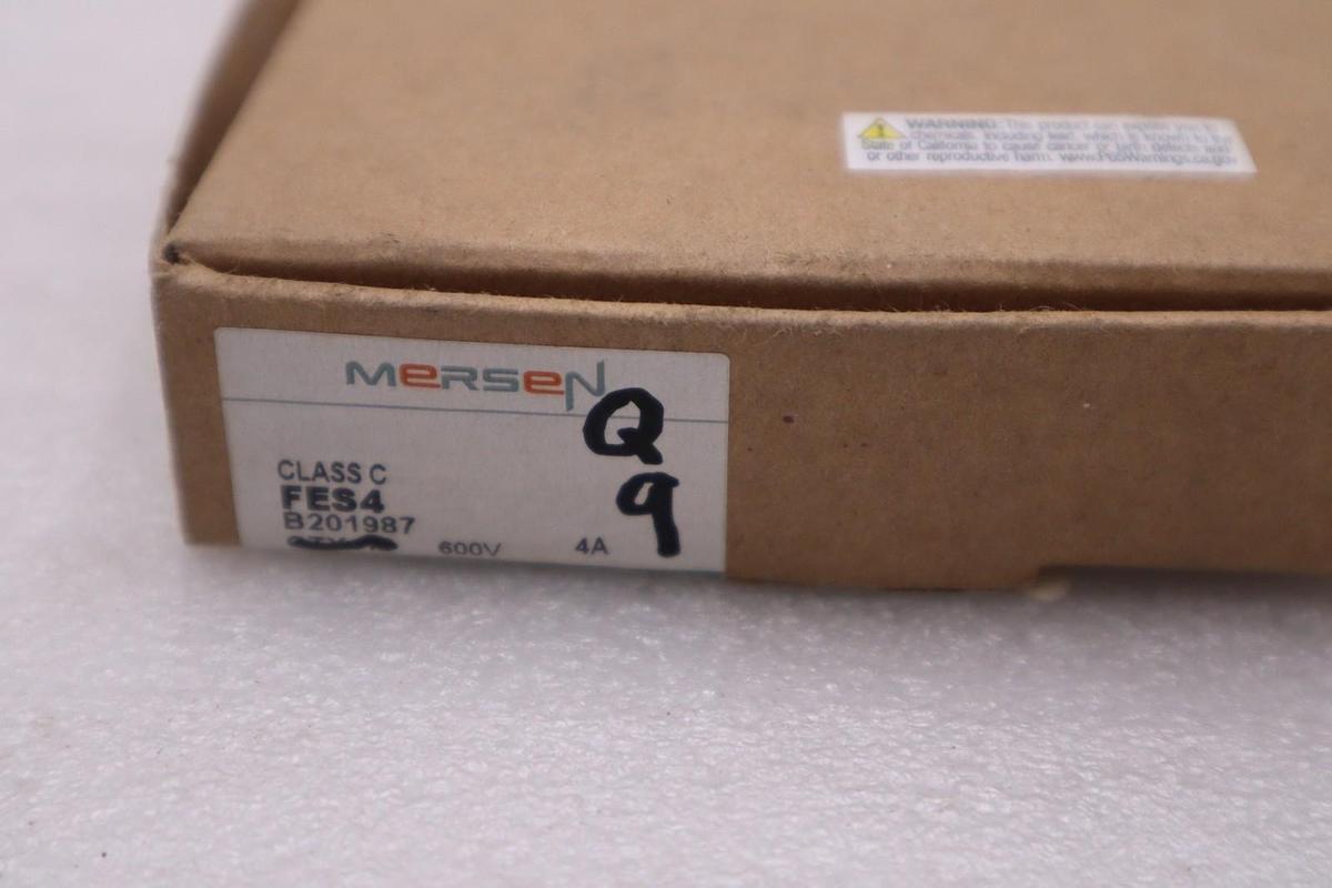 BOX OF 9 - FES4 Mersen Fuse 600V 4A Blade Mount 200kA IR - STOCK K1651A