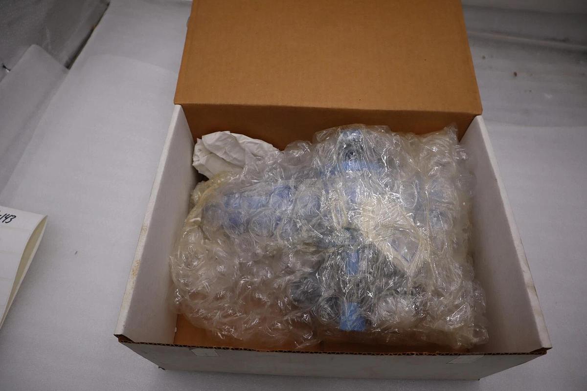 NEW PLAST-O-MATIC ABVS075EPT-PV / ABVS075EPTPV AIR ACTUATED BALL VALVE #H129