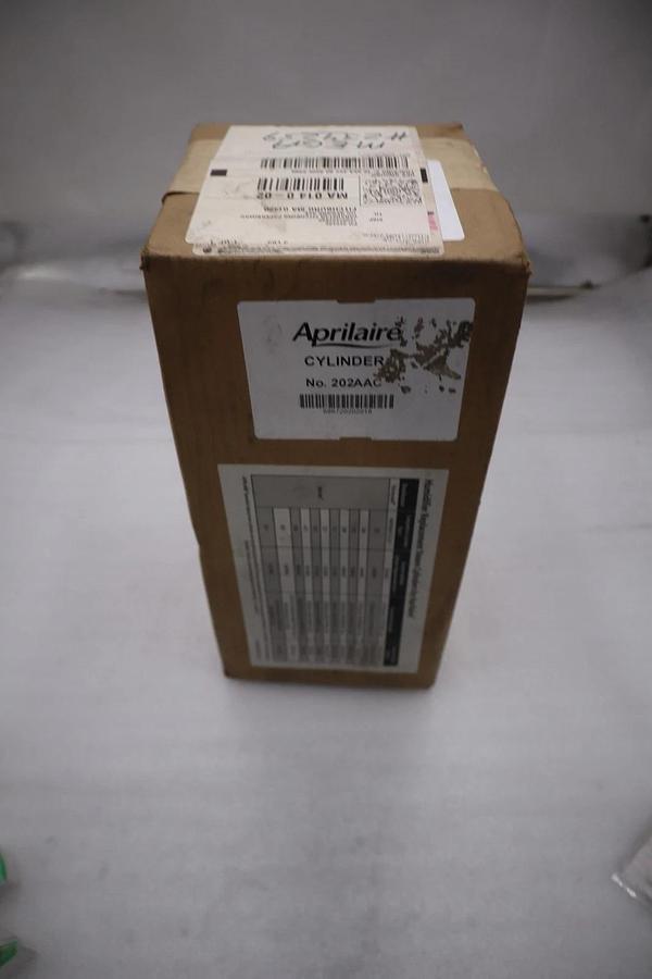 Used NEW APRILAIRE Replacement 202AAC Replacement Steam Cylinder STK GF1254