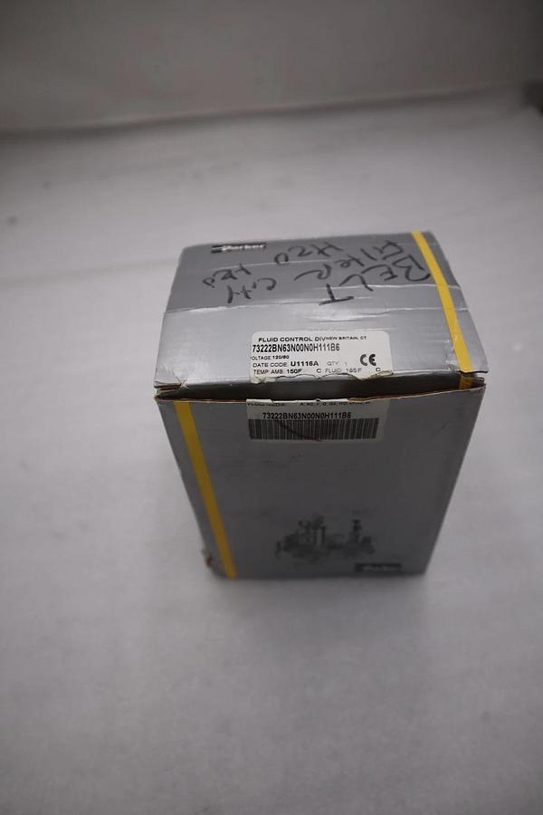 Used NIB PARKER 73222BN63N00N0H111B6 SOLENOID VALVE STOCK 2896A