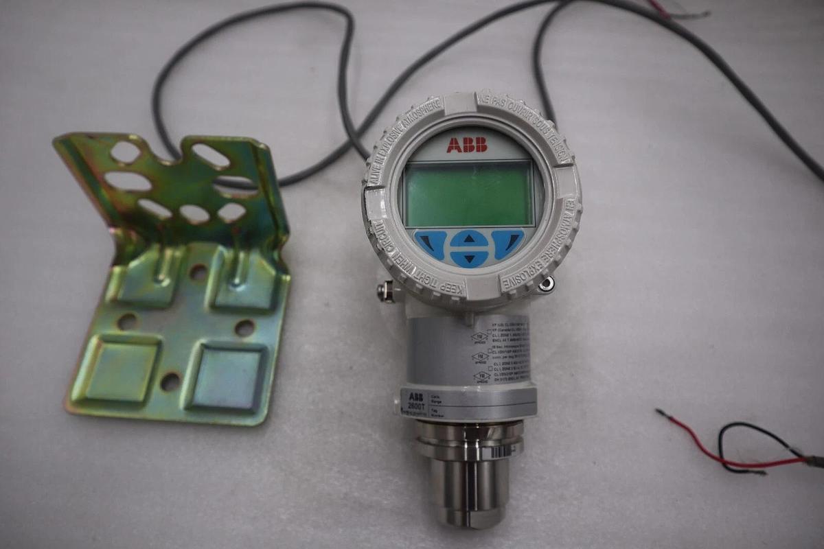 Used ABB 2600T 266HSHHSBA1 E6L5B6L2 Pressure Transmitter STOCK 5886