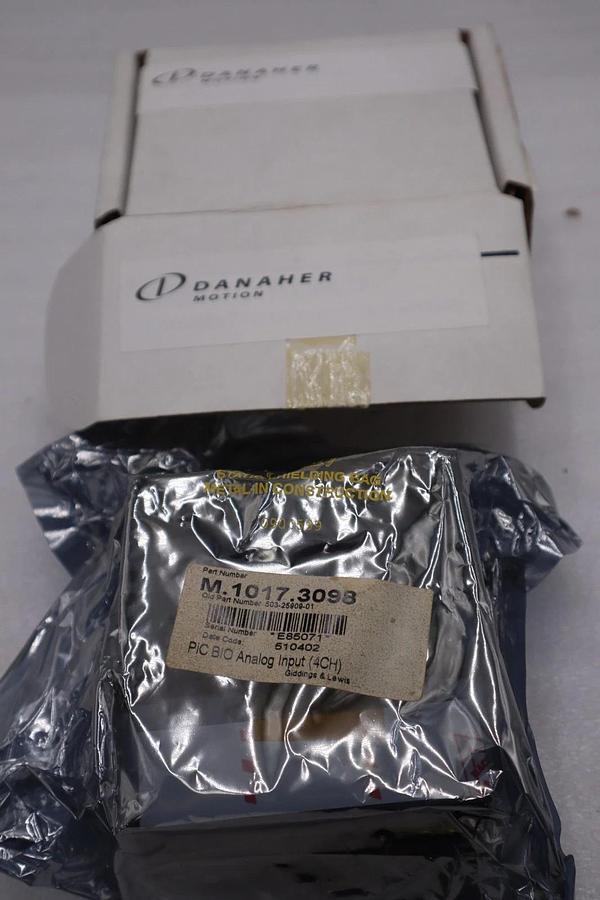 Used NEW Giddings & Lewis M.1017.3098 503-25909-01 4 CH I/O Module STOCK H1770