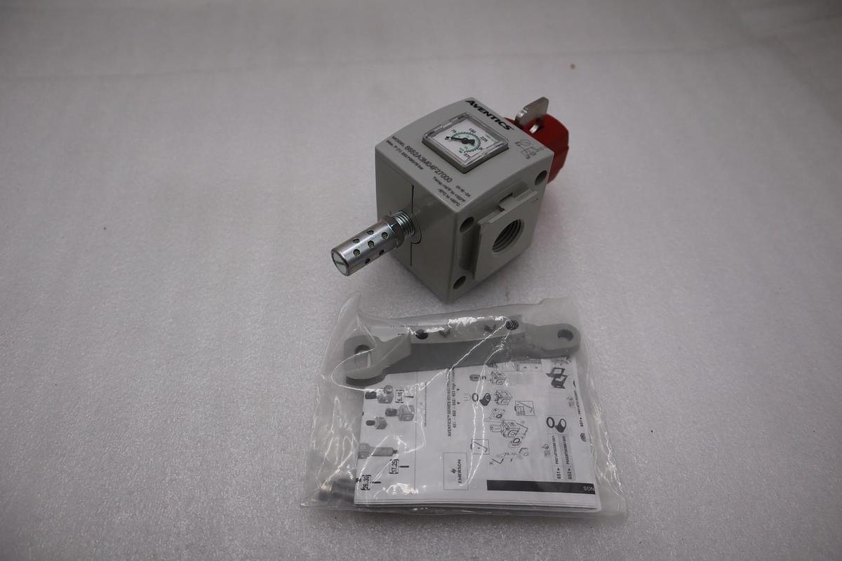 Used ASCO 8652A3M04F27000 / 8652A3M04F27000 NEW UNIT NO BOX STOCK H271A