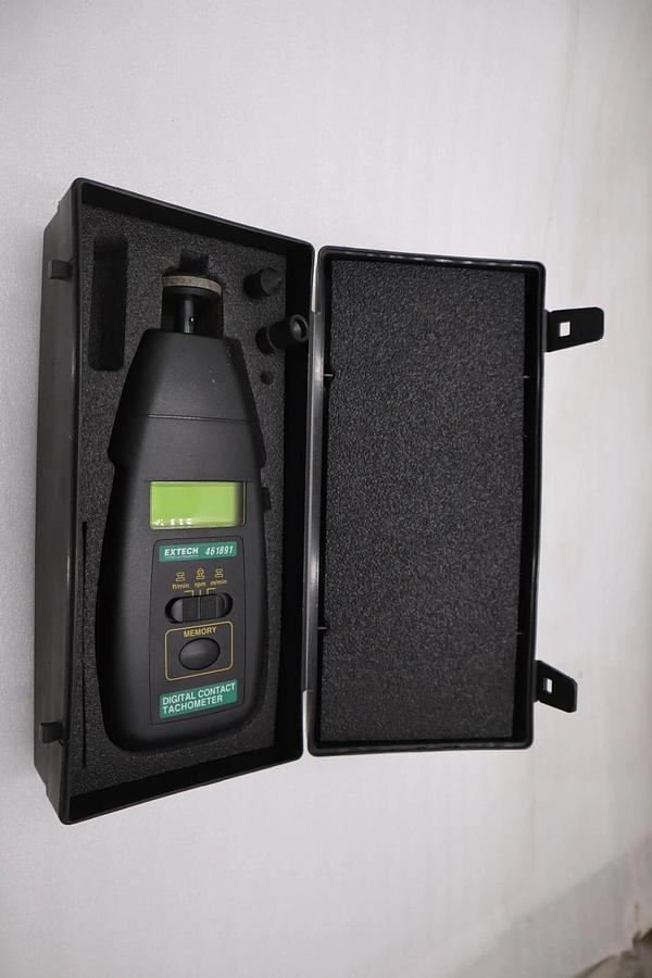 Used NEW EXTECH 461891 Tachometer +/-0.05% RPM Acc LCD STOCK H922