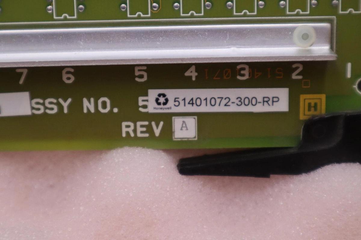 NEW OPEN BOX HONEYWELL TDC3000 51401072-300 QMEM-3 51401072300 STOCK G586