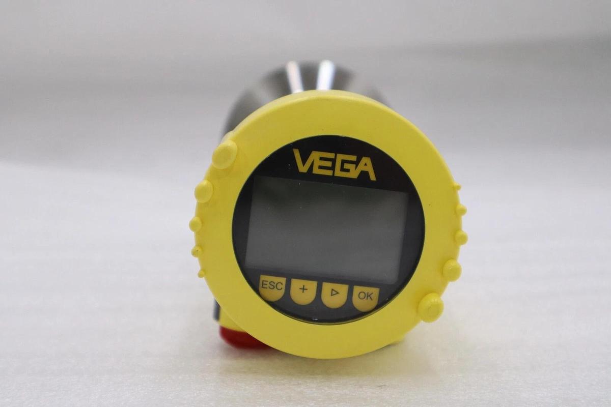 NEW Vega VegaPuls 63 Radar Liquid Level Sensor PS63.UFNCBHKNAX STOCK 4832-A