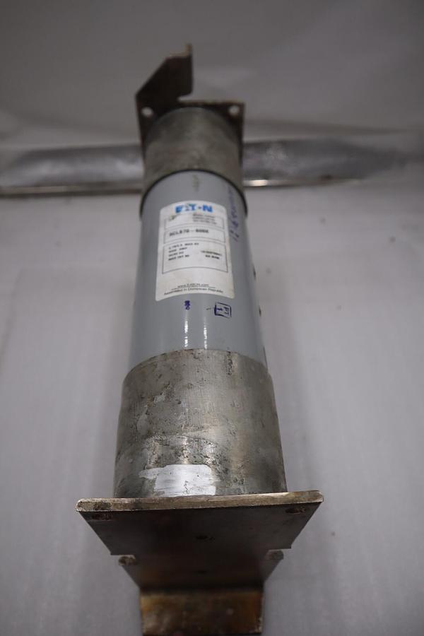 CUTLER HAMMER CLS-750 5CLS70-600E 2.75/5.5KV 600E AMP HIGH VOLTAGE FUSE #HS-11
