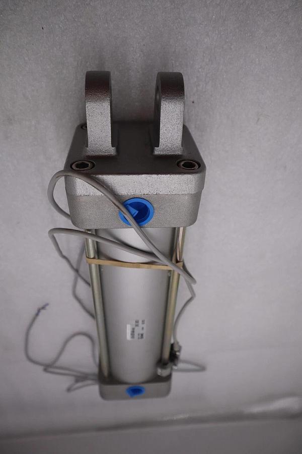 SMC NCDA1D325-0800-A53L 2D1-6CZ STOCK 1716-A