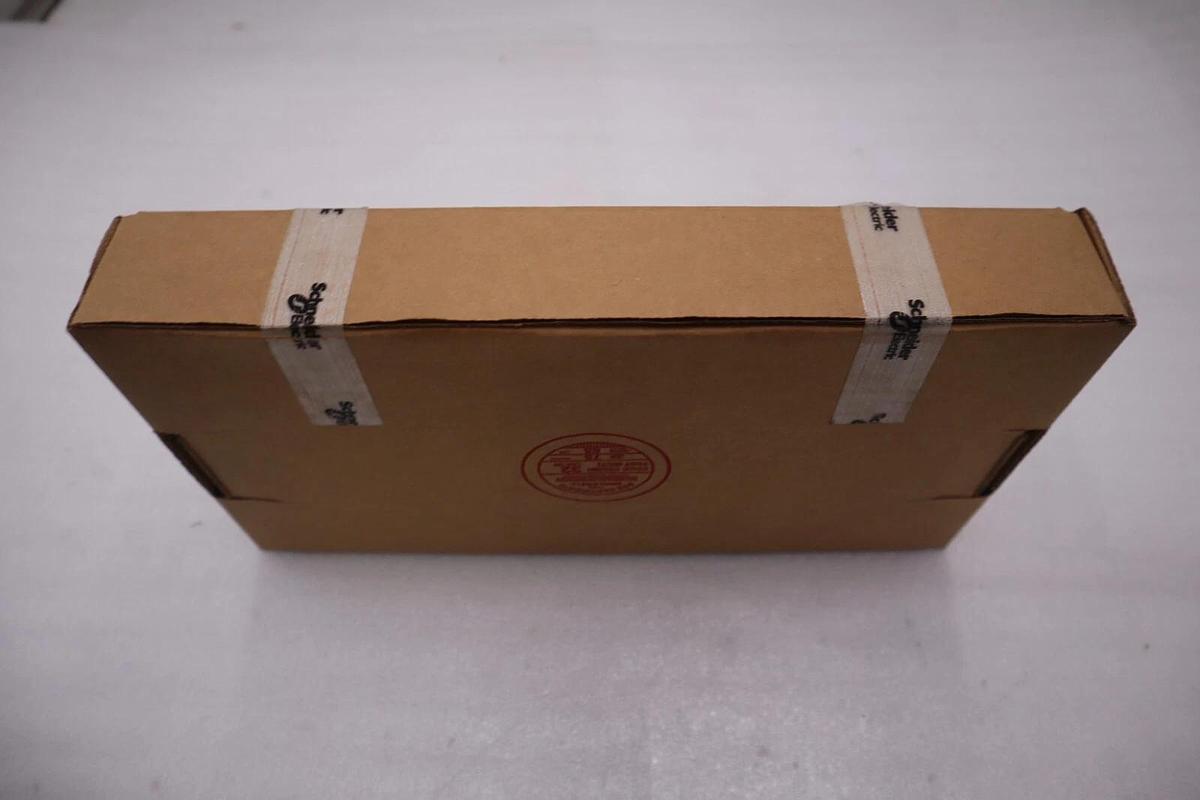 Used NEW Schneider 140DAO84210 Module 140DA084210 STOCK G172A