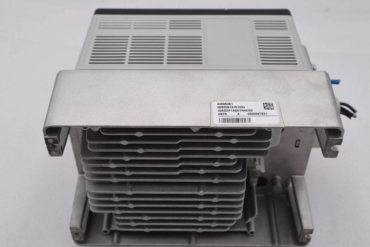 Used ALLEN BRADLEY 20AD2P1A0AYNAEG0 POWERFLEX 70 ADJUSTABLE FREQUENCY AC DRIVE #2948