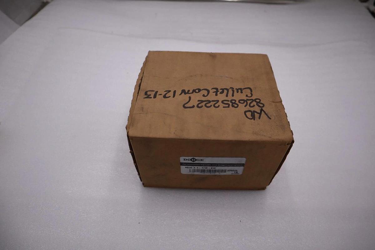 Used NEW IN BOX Dodge HE30 X 1-7/16-KW 206625 Taper Lock Bushing STOCK H185A