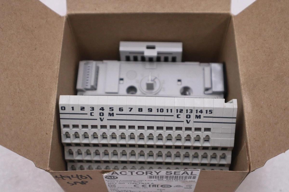ALLEN BRADLEY AB 1794-TB3S SER A FLEX I/O Terminal Base Unit 1794TB3S STK GF1174
