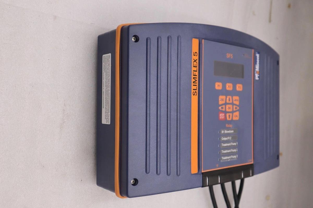 Used NEW PROMINENT 1095564 SlimFlex 5 Single Boiler Blowdown w/chem feed timers