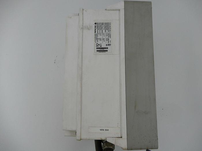 Used ALLEN BRADLEY POWERFLEX 70 DRIVE 7.5 HP 20AD011C3AYNAEG0 STOCK 659