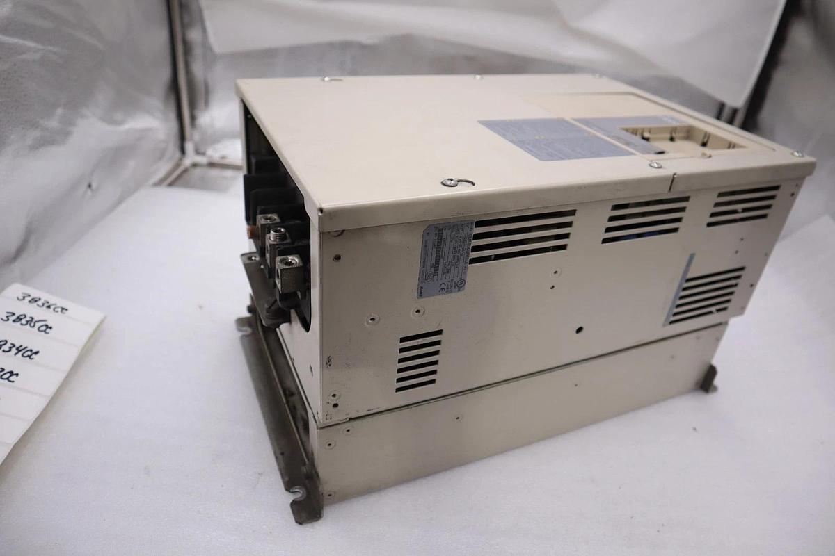 Used YASKAWA CIMR-PU4A0072AAA DRIVE - STOCK 3819CC