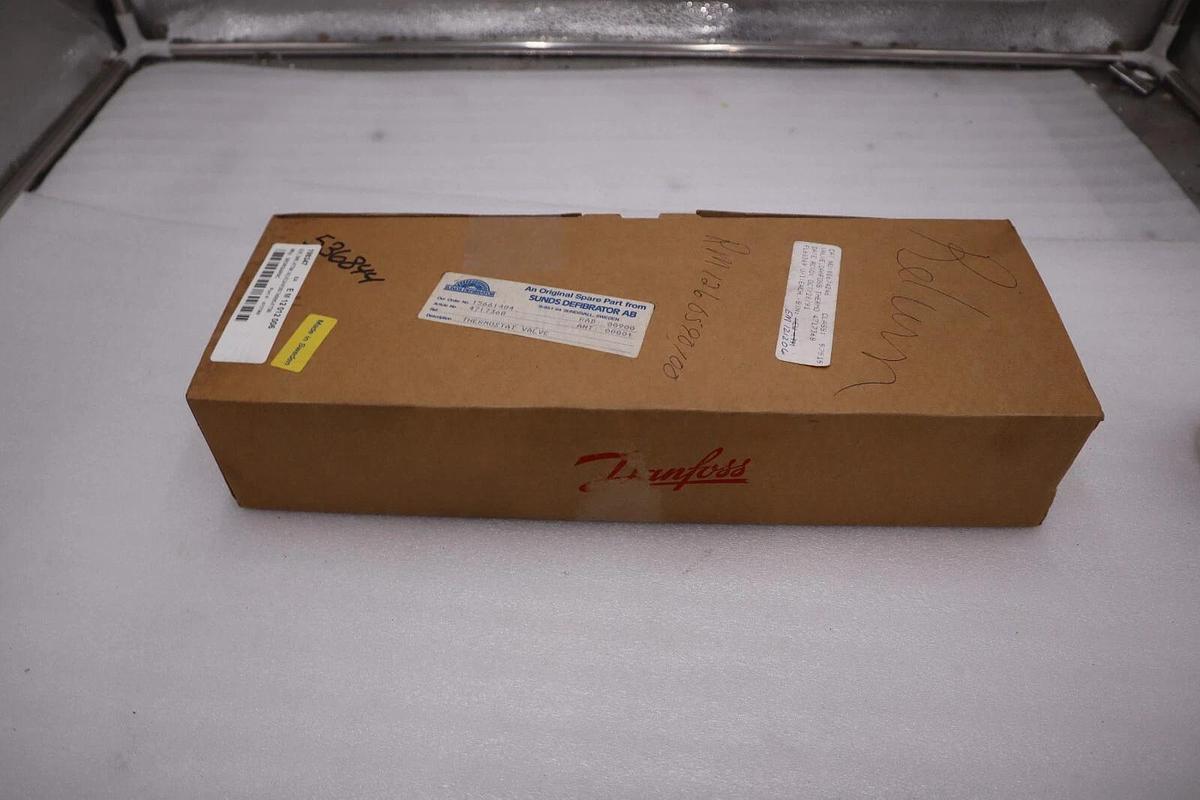 NEW OPEN BOX DANFOSS AVTA25 003N4162 Temperature control water valve STOCK G690