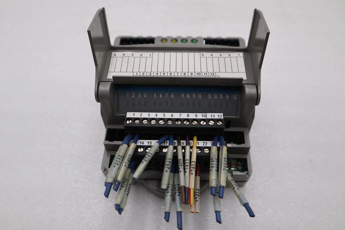 Used GIDDINGS & LEWIS DANAHER MOTION M.1017.3095 R3 / M10173095 R3 MODULE #5998