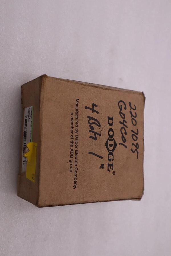 Used NEW DODGE 126525 F4B-SC-100-NL STANDARD BALL BEARING 4-BOLT FLANGE STOCK H611A