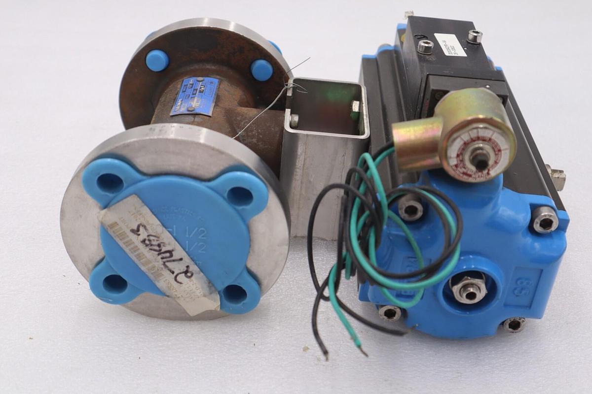 Used MARWIN D2003ACYR-AA 1 1/2 BALL VALVE STOCK #325-A