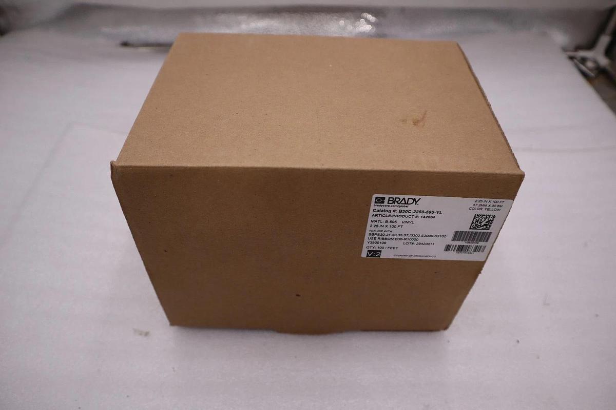 BRADY B30C-2250-595-YL / B30C2250595YL YELLOW VINYL TAPE 2.25INX100FT STK H368