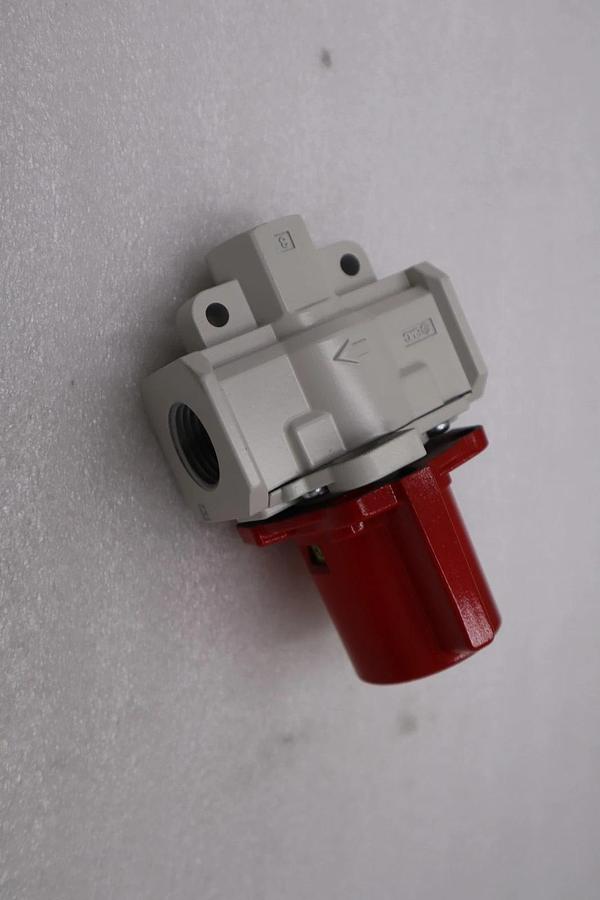 SMC VHS40-N04B-Z Manual Lockout Relief Valve Single-Act 3-Port STOCK H1108A