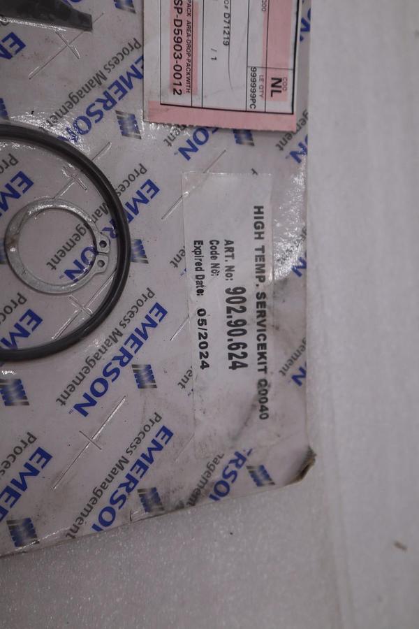 FISHER EMERSON HIGH TEMP SERVICE KIT STOCK #121A