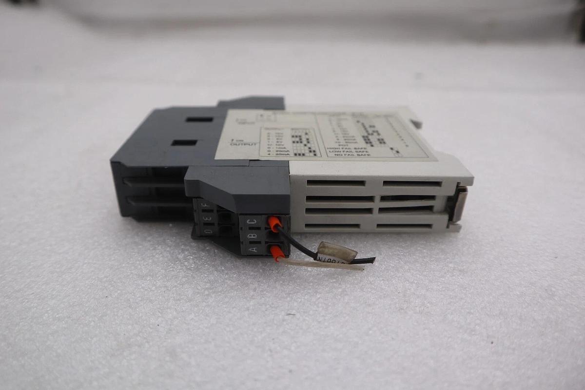 Used ABB 1SVR040000R1700 CC-U/STD Power Supply STOCK K-3511