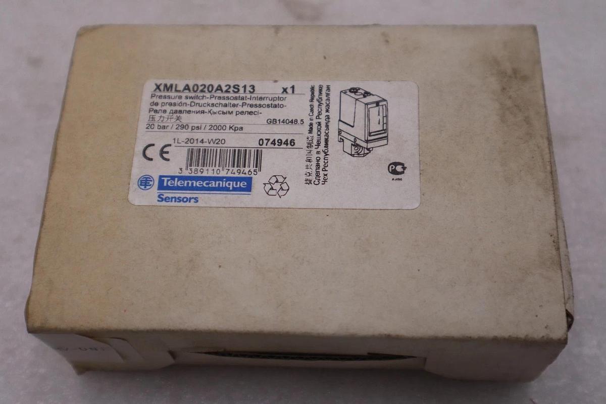 Used NEW TELEMECANIQUE Pressure Sensors XMLA020A2S13 STOCK K1670A