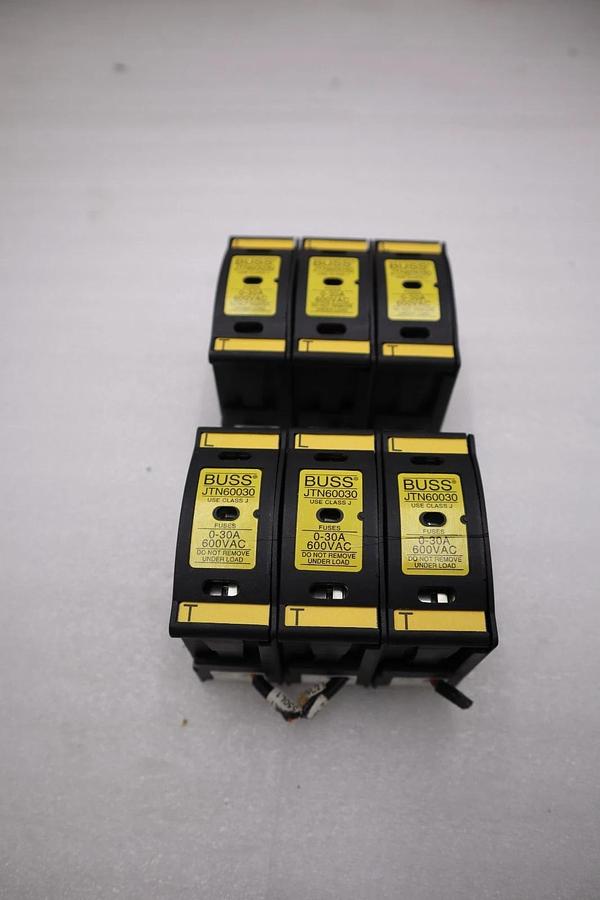Used LOT OF SIX - BUSS JTN60030 Fuse Holder 0-30A 600VAC STOCK H1733