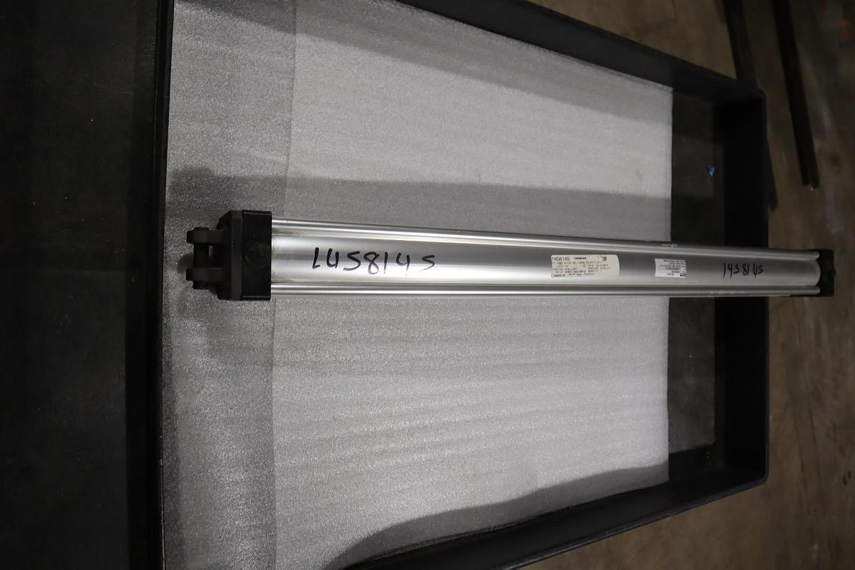 PARKER 1P4MA0015582 4MA SERIES TIE ROD PNEUMATIC CYLINDER STOCK H1897