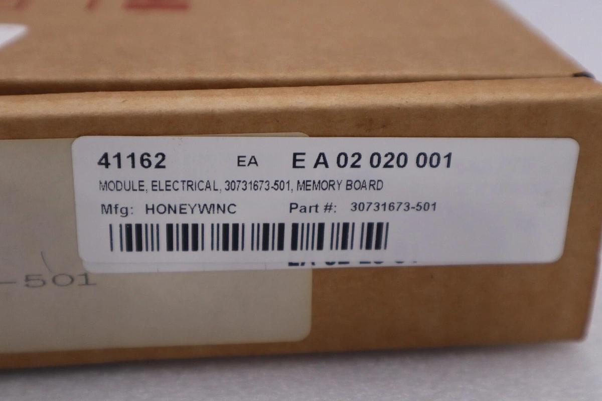 NEW OPEN BOX Honeywell 30731673-501 Core Memory Card PLC Rack Circuit Board G611