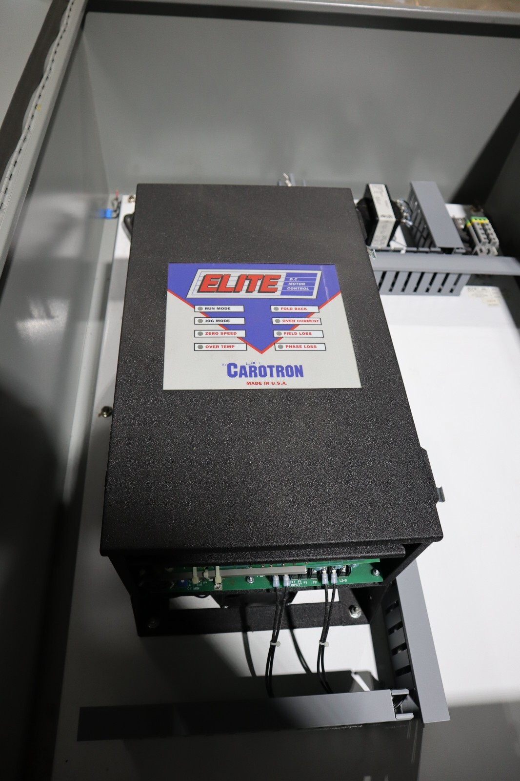 Used Carotron E06040-000 ELITE D.C. MOTOR CONTROLLER WITH CABINET NEW STOCK S-575