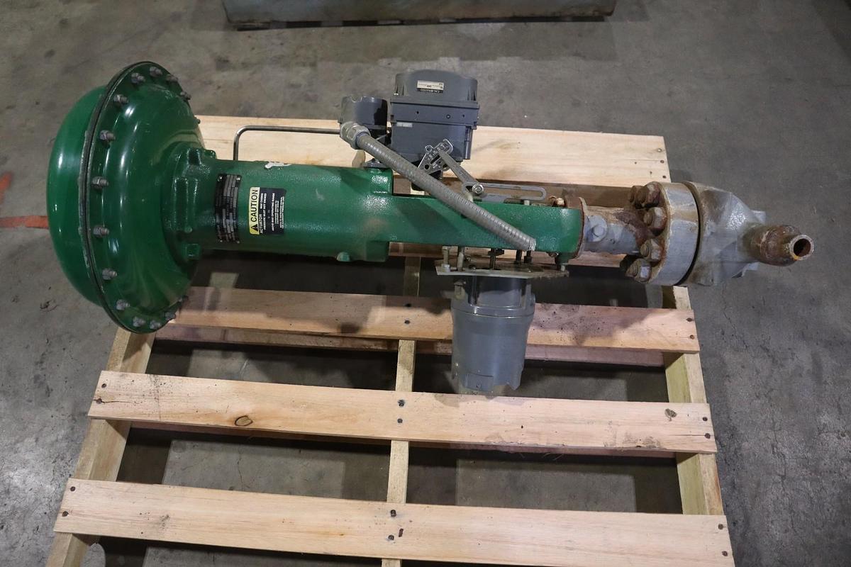 Used Fisher Control Valve With 667 Pneumatic Actuator