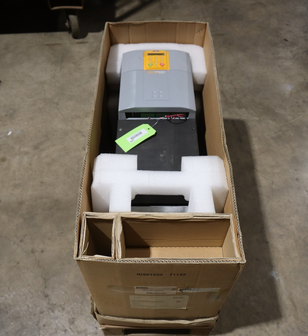 PARKER 591+0500/500 DRIVE NON-REGENERATIVE THREE-PHASE CHASSIS STOCK SGF84