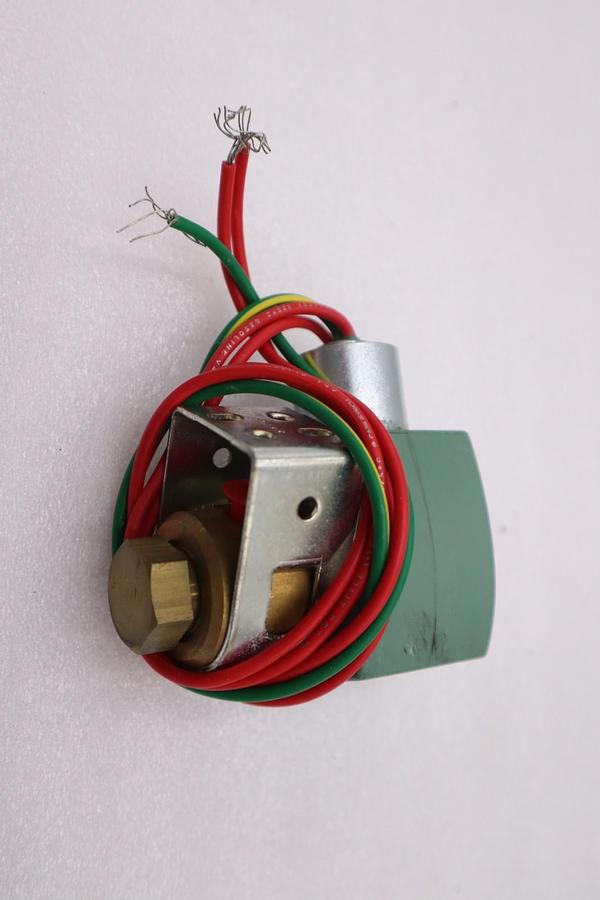 Used NEW Asco Red Hat Solenoid Valve 1/8" Pipe 6.1 W 8262G31 STOCK H1179A