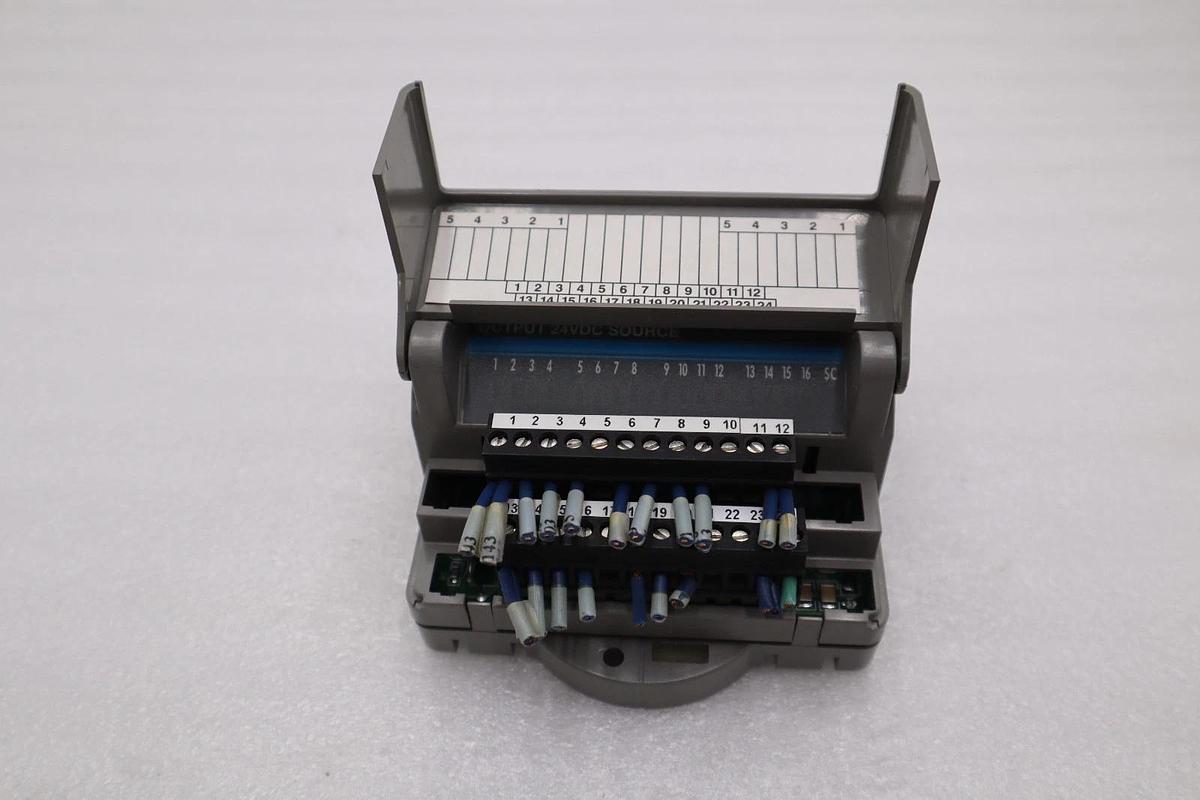 Used DANAHER MOTION M.1017.3095 R3 / M10173095 R3 GIDDINGS & LEWIS MODULE #6033