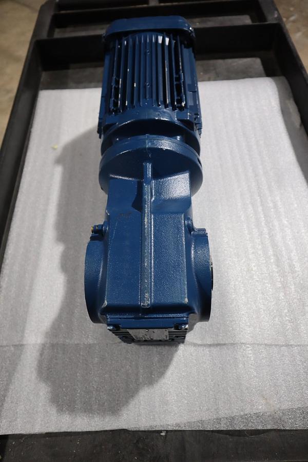 Used New Sew Eurodrive KA47 DRN90L4 / KA47DRN90L4 STOCK HP134