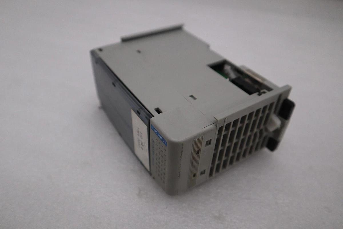 Used Allen-Bradley 1769-IQ32 SER A F/W 3.1 Compact I/O 32 PT Input Module STOCK K-12C