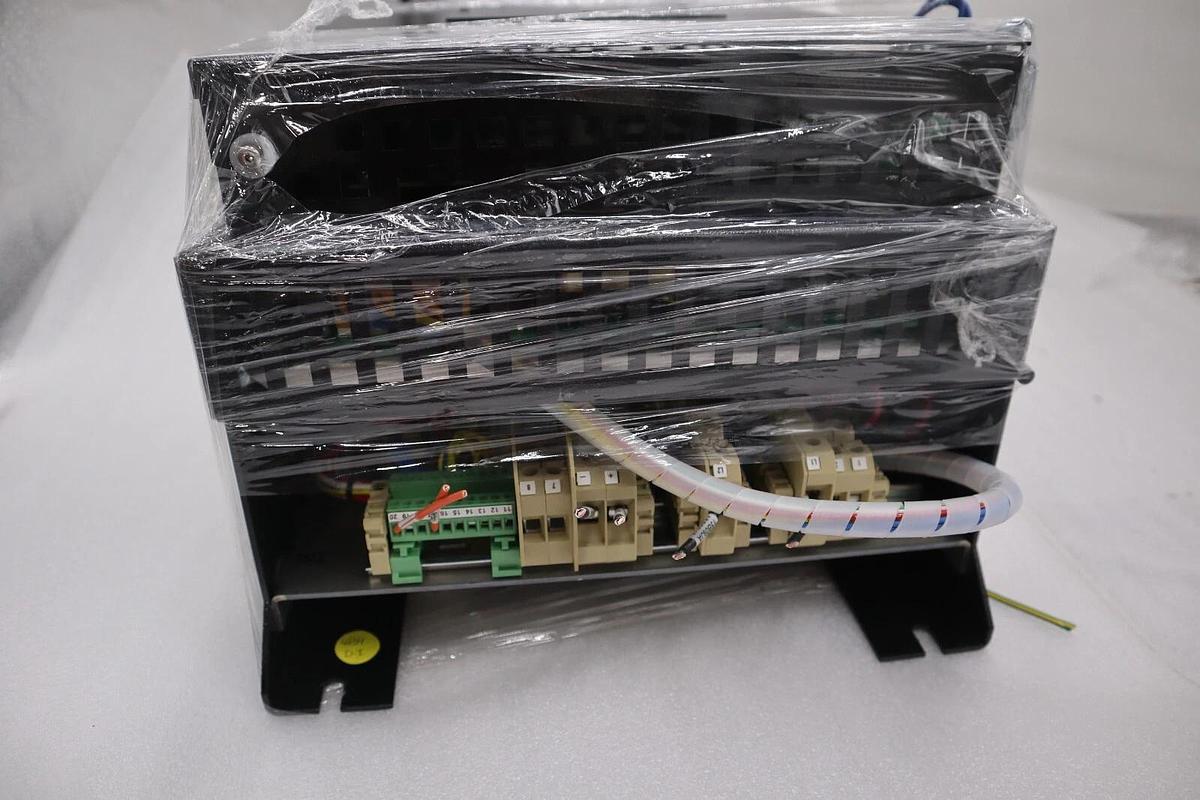 Used Avtron DC0001-1Z00-J Addvantage-32 Microprocessor Digital Dc Drive STOCK 1737B