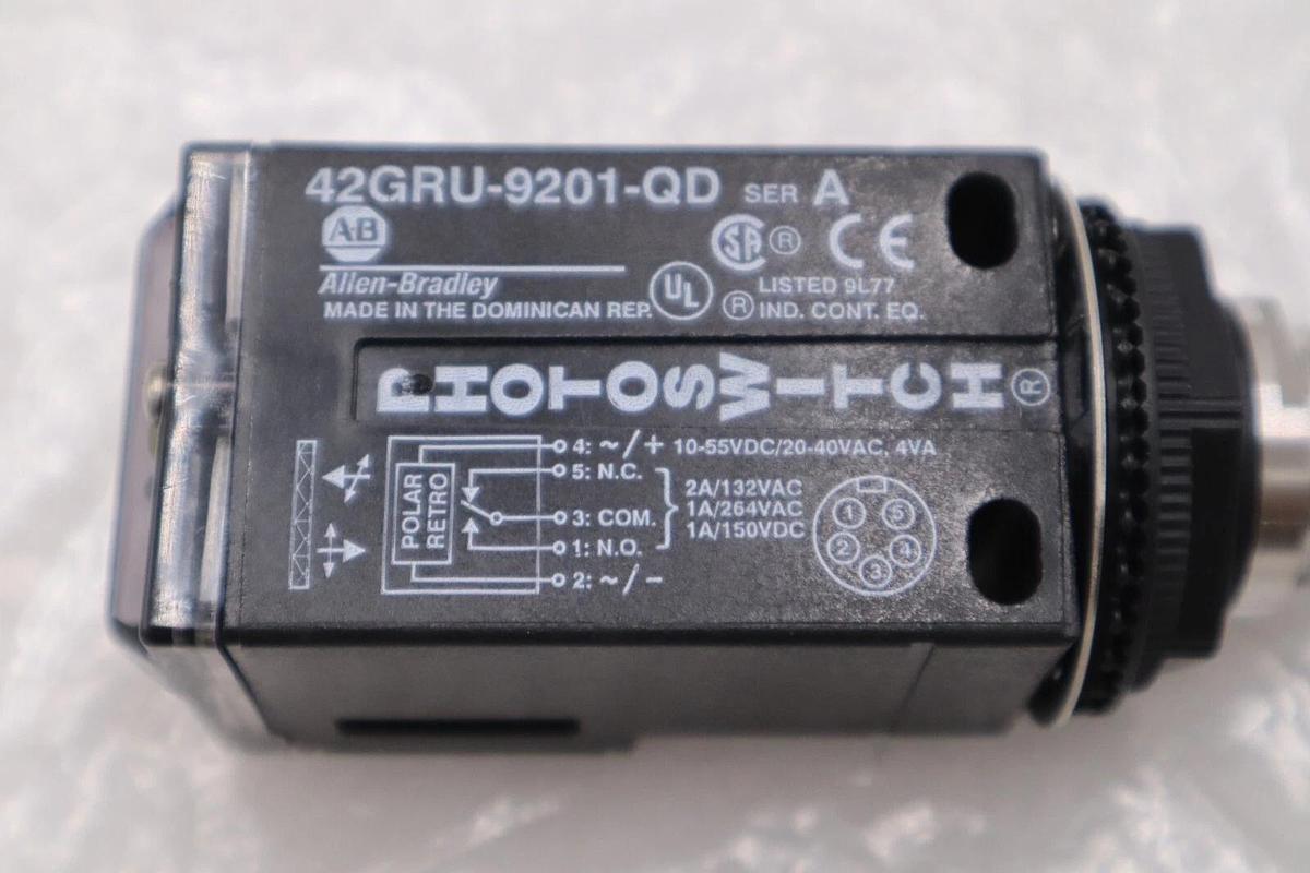 Used NEW Allen Bradley 42GTC-9202-QD Series A Photoswitch 10-55VDC 4VA STOCK H493A