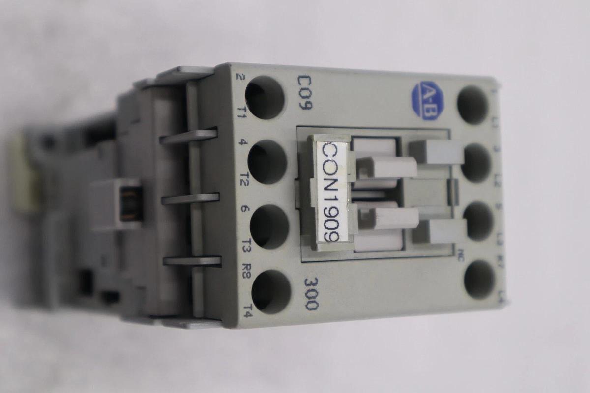 Used Allen Bradley 100-C09DJ300/100-C09D*300 DRIVES STOCK #L-483-C