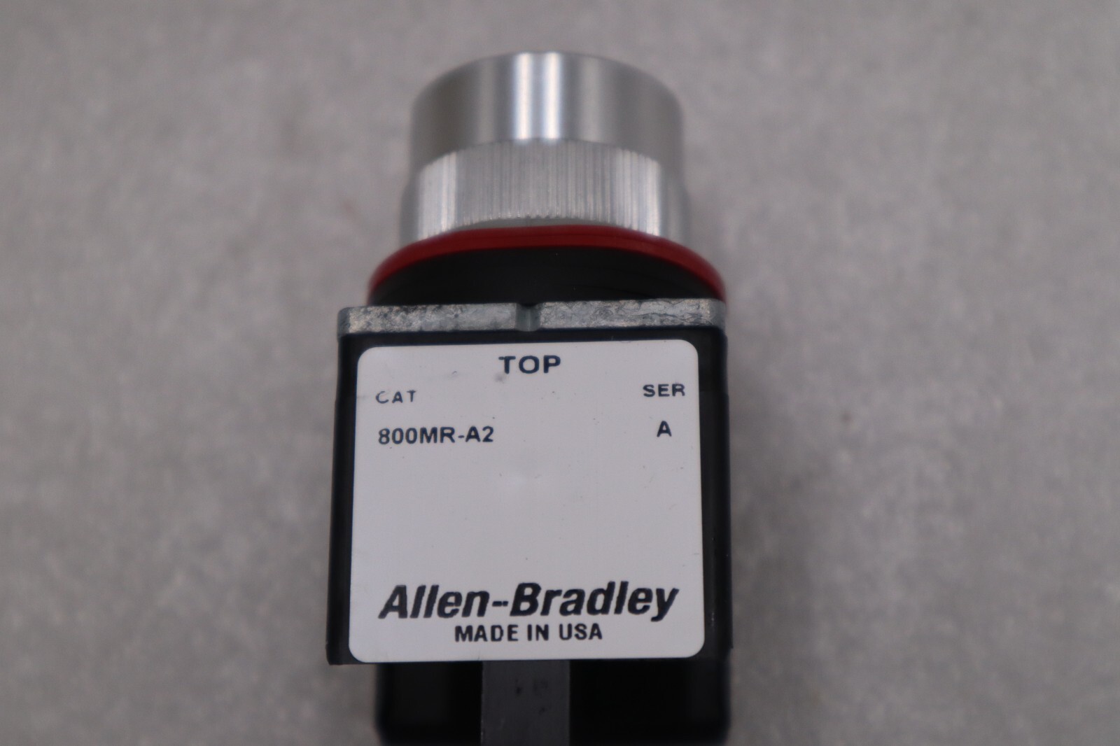 NEW ALLEN BRADLEY 800MR-A2 SER. A SMALL ROUND PUSH BUTTON UNIT STOCK H328A