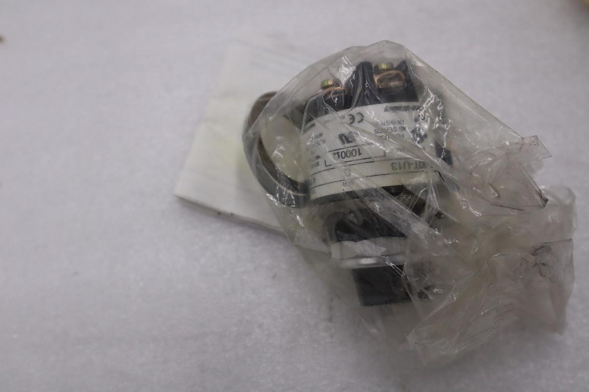 Used NEW OPEN BOX AB 800T-U13 Allen Bradley Potentiometer STOCK G85B