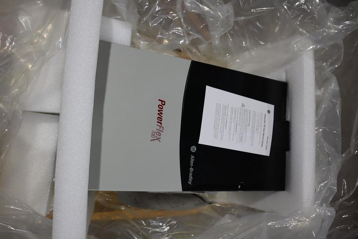 Used ALLEN BRADLEY 20BE077A0AYNANC0 POWERFLEX 700 75 HP 600VAC NEW UNIT STOCK S-629