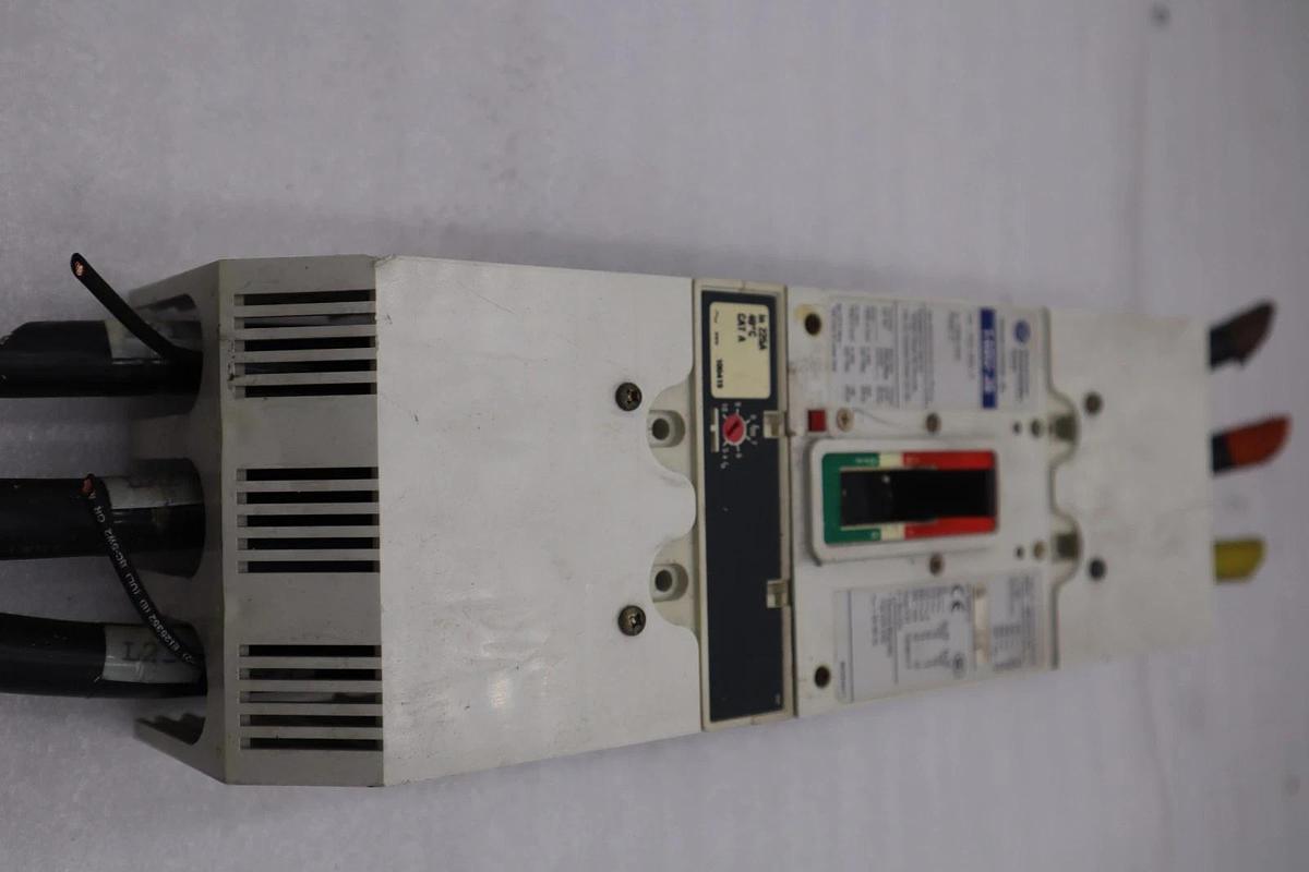 Used Allen Bradley 140U-J6X3 100A 3P 600V AC 250V DC Circuit Breaker STOCK H1868