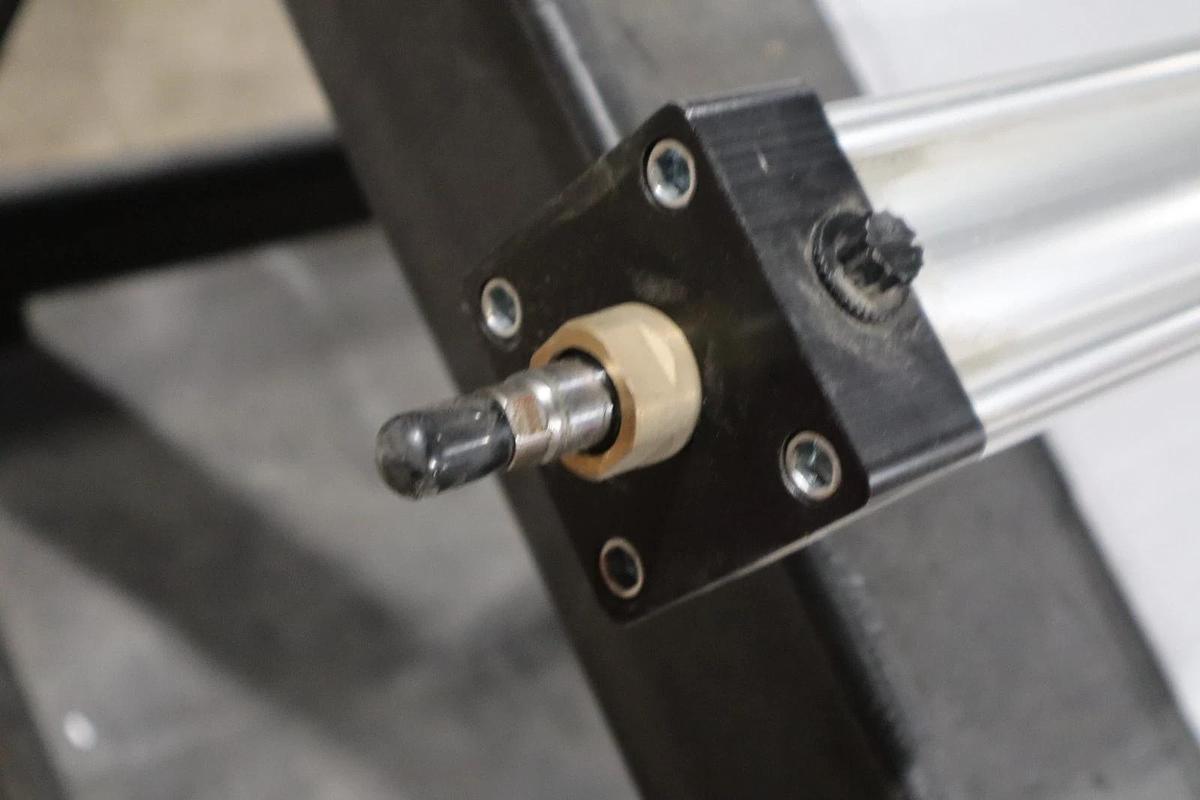 Used PARKER 1P4MA0015582 4MA SERIES TIE ROD PNEUMATIC CYLINDER STOCK H1897