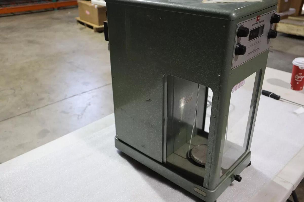 Used Mettler Instrument B5H26 Precision Scale 200g STOCK 2053